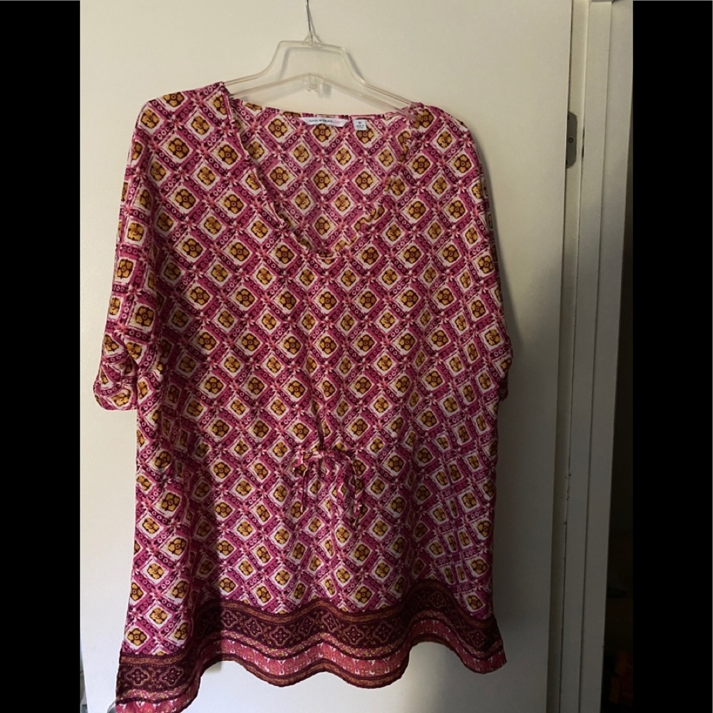 Short sleeve top